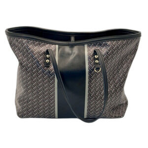 Sondra Roberts Squared Tote Bag – Black & Grey Pattern